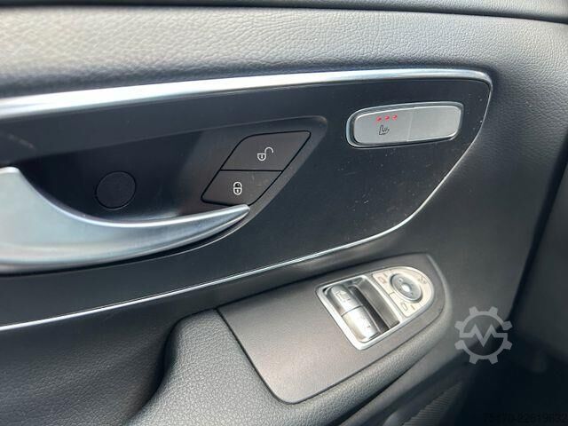 Station wagon con tetto alto Mercedes-Benz V 300 d STYLE DISTRONIC Stdheiz AHK2,5to 360
