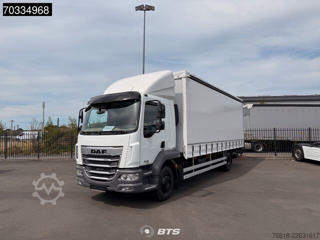 Camião plataforma com lona DAF XB 260 4X2 FA VDC 16t - Junge Curtainsider + 150
