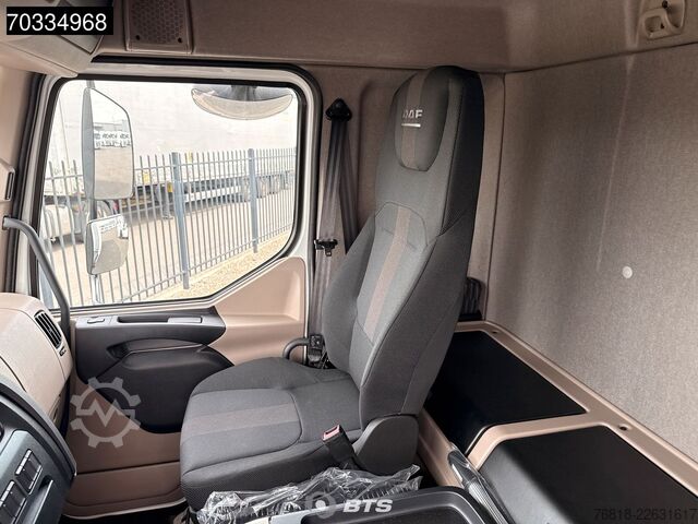 Camião plataforma com lona DAF XB 260 4X2 FA VDC 16t - Junge Curtainsider + 150