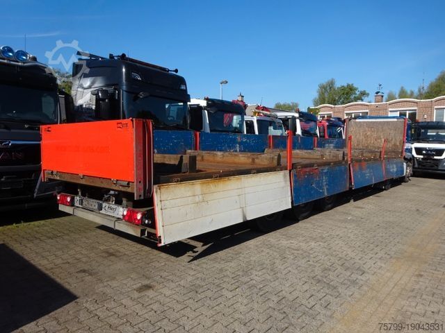 Açık yarı römork FLIEGL Sattelpritsche mit Bordwänden und 3 Achsen