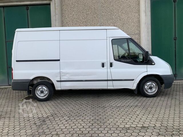 Magas tetős furgon Ford Transit 280 Van - L2 H2