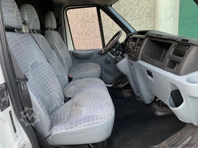 Magas tetős furgon Ford Transit 280 Van - L2 H2