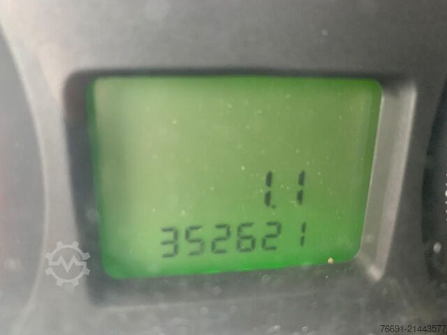 Magas tetős furgon Ford Transit 280 Van - L2 H2