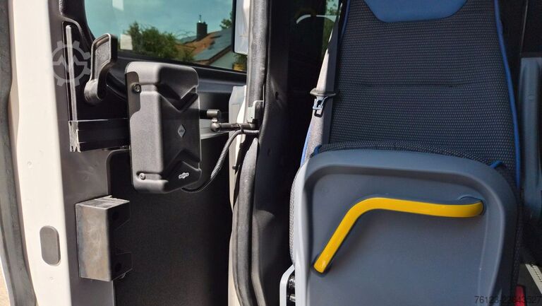Minibüs Opel Movano Lord light Lagerfahrzeug Stock 18 SS