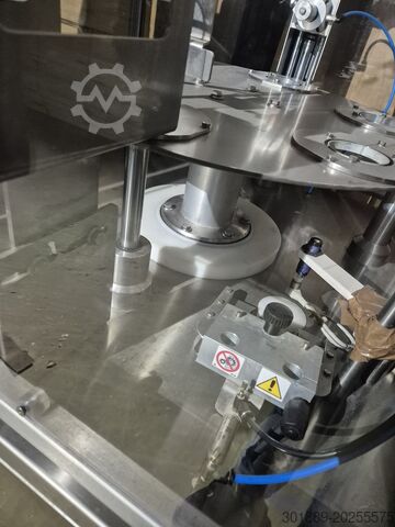 Rotacyjna nalewarka do produkcji lodów RotoPack 15/6