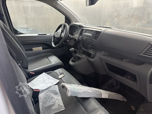 Kompakt furgon opel Vivaro