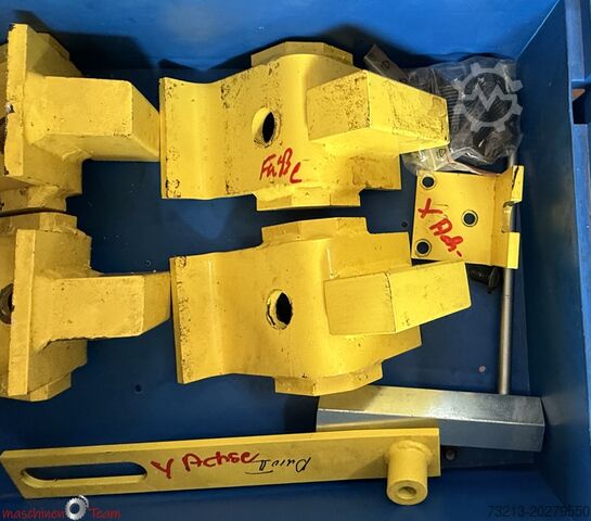 5 Achsen Simultan Bearbeitungszentrum MIKRON UCP800 Duro