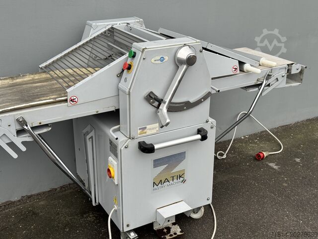 Váleček na těsto Zmatik SF500L