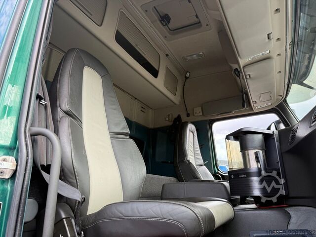 Autocarro ribaltabile VOLVO FM 500 8x4*4 Nopa Kipper / Tipper Euro 6