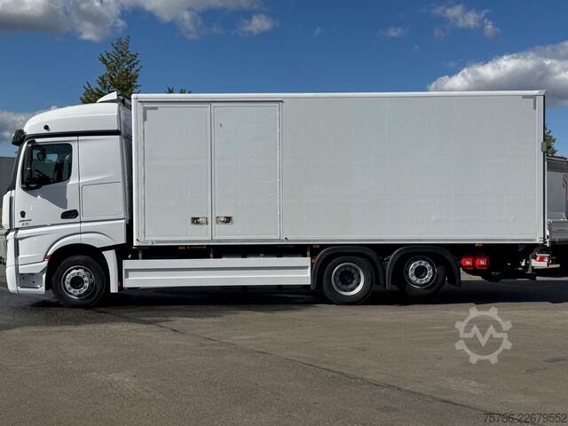 LKW mit Kofferaufbau MERCEDES-BENZ ACTROS 2545 L / LBW / SEITENTÜRE