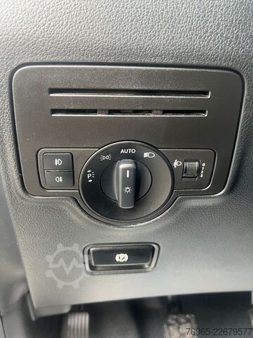 Panelvan MERCEDES-BENZ Vito 114 LANG 6G KLIMA 3-SITZER TEMPOMAT EU6 AHK