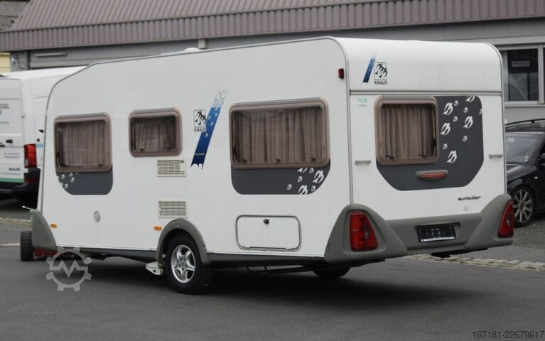 Caravan KNAUS Eurostar 450 mit Mover und Vorzelt