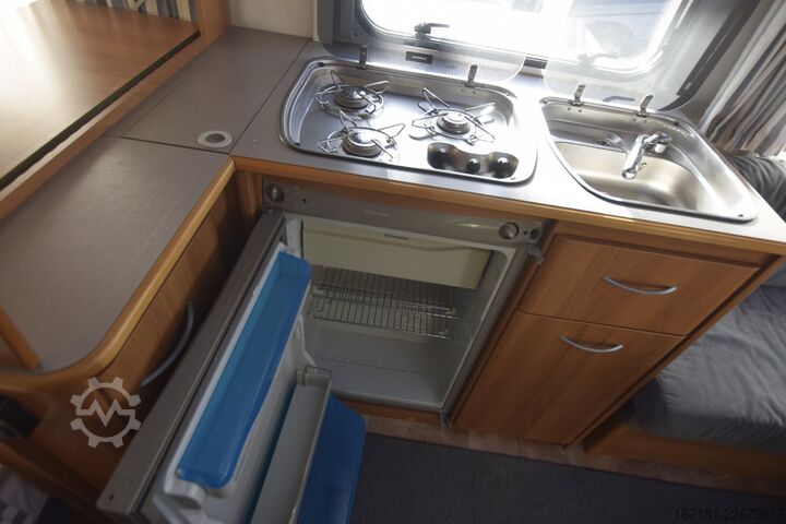 Caravan KNAUS Eurostar 450 mit Mover und Vorzelt
