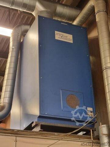 Diverse afzuiginstallaties met rollenaanvoertafel Messtisch Backenfutter