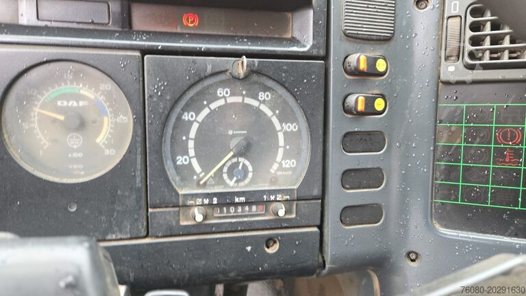 Kipper DAF 85 CF 340 (EURO 2 / MANUAL PUMP / STEEL SUSP. /...
