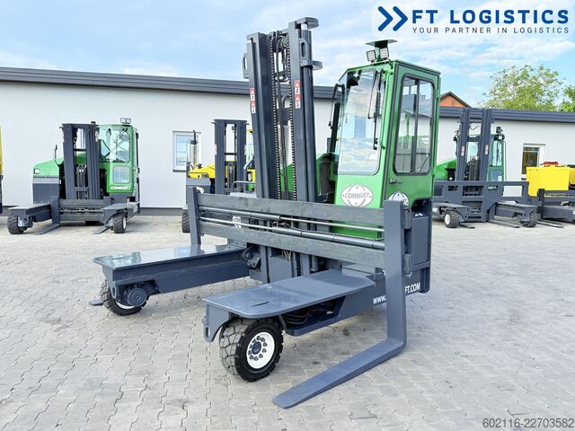 Carretilla retráctil de 4 vías Combilift C4500 DIESEL DUPLEX WIDE FORK POSITIONER