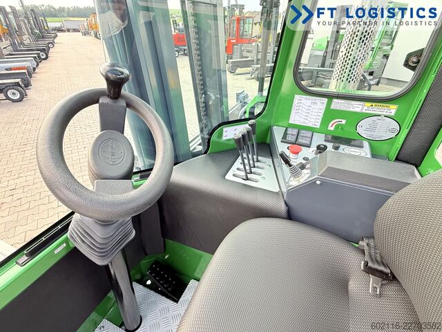 Carretilla retráctil de 4 vías Combilift C4500 DIESEL DUPLEX WIDE FORK POSITIONER