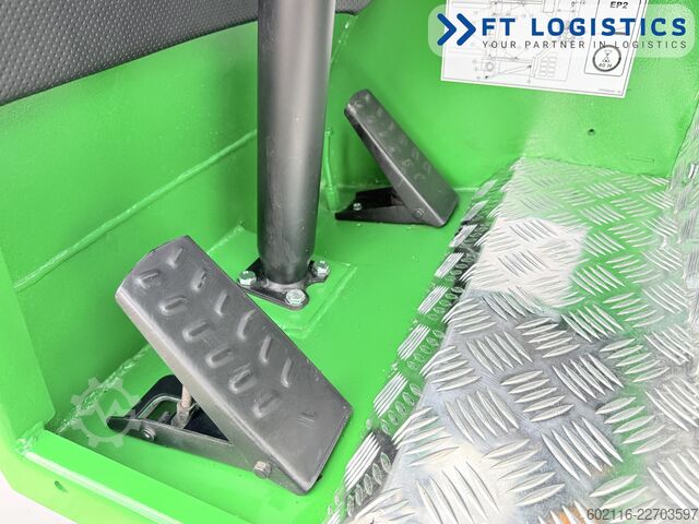 Vierwegestapler Combilift C3000 DIESEL TRIPLEX 5600 FREE-LIFT