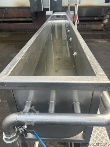 Fruit and vegetable washer