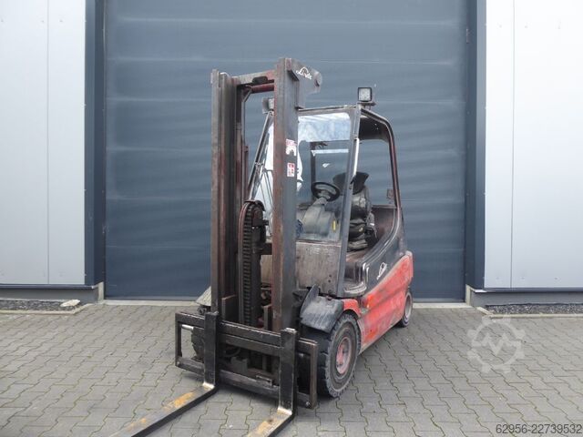 Elektro 4 Rad-Stapler Linde E25-03