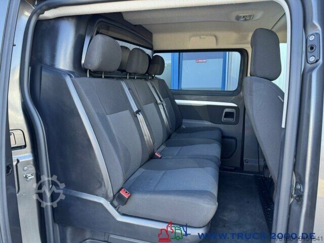 Minibusz Opel Vivaro Autom. Mixto Lang 5 Sitzer + AHK ON Navi/BC