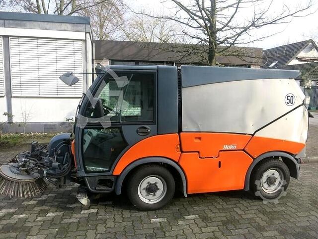 Veegmachine HAKO Citymaster 2000