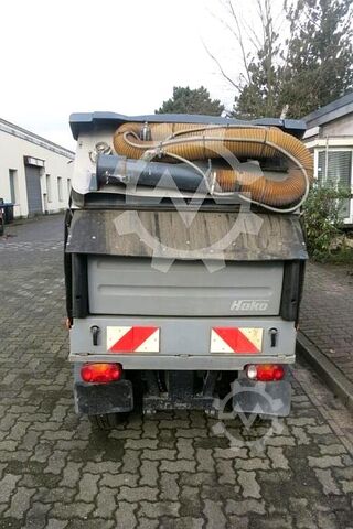 Veegmachine HAKO Citymaster 2000