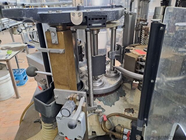 Labelling machine with 2 glue heads Krones BONAMATIC 12T | 10.000 bph