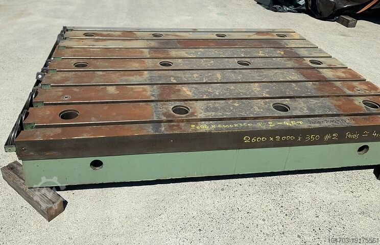 Gietijzeren bed Taque fonte rainurée - Floor Plate 2600 x 2000 x 350 mm - No 2