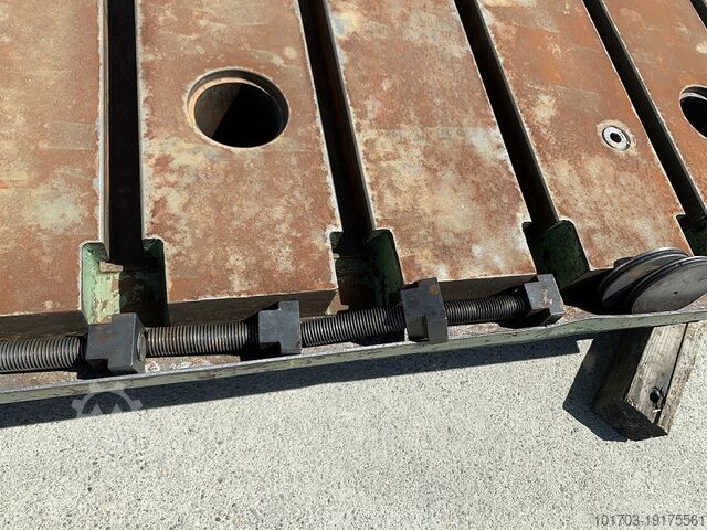 Gietijzeren bed Taque fonte rainurée - Floor Plate 2600 x 2000 x 350 mm - No 2