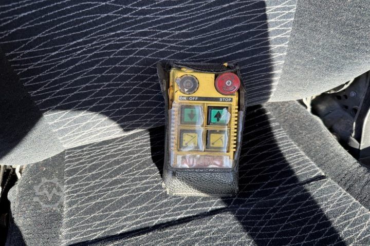 Refrigerated truck Mercedes-Benz Antos 2536 6x2