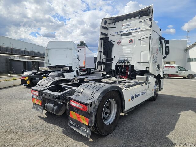Standard tractor unit Renault T480