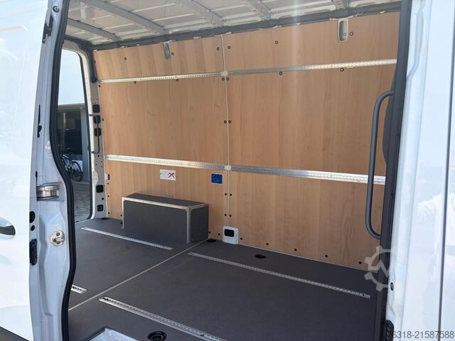 Panelová dodávka Mercedes-Benz Sprinter 317 CDI Kasten *3665*360Kam*SHZ*MBUX*