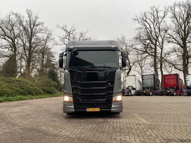 Pferdetransport Scania R450 Horse/paarden truck Full air
