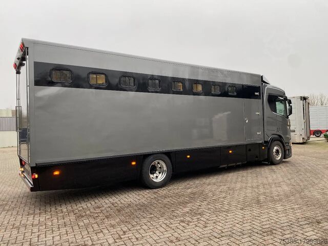 Pferdetransport Scania R450 Horse/paarden truck Full air