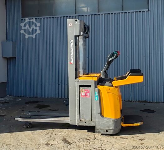 Raklapos targoncák Jungheinrich ERC 216z / 2018y/ initiallift/ 7761h