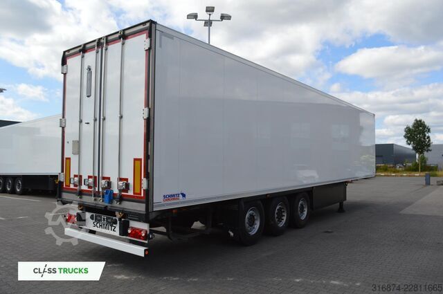 Chladírenský návěs SCHMITZ CARGOBULL SKO FP 60 Carrier Vector 1550