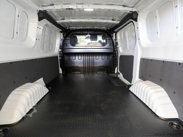 Minibüs Maxus eDELIVER 7 KA L1H1 77 kW/h Klima Kamera LED P