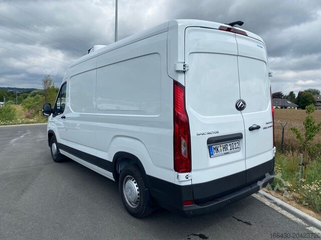 Miniautocarro Maxus DELIVER 9 Kühlkastenwagen MY 24 Fahrt- und St