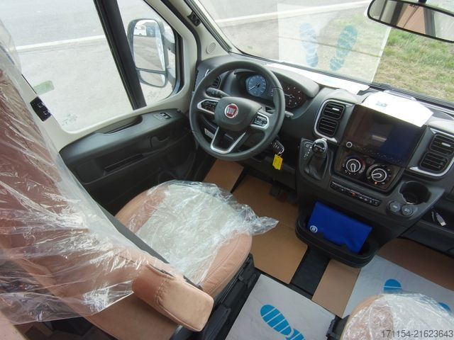 Half-integraal camper LMC Cruiser V 646 G,  Längsbetten, Navi,Automatik