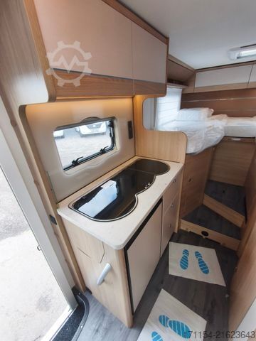 Half-integraal camper LMC Cruiser V 646 G,  Längsbetten, Navi,Automatik