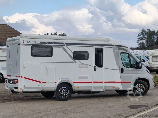 Half-integraal camper LMC Cruiser V 646 G,  Längsbetten, Navi,Automatik