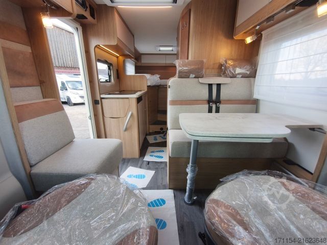 Half-integraal camper LMC Cruiser V 646 G,  Längsbetten, Navi,Automatik