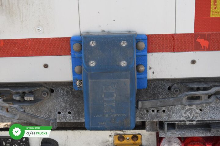 Nyitott ponyvás félpótkocsi SCHMITZ CARGOBULL SCS24/L Varios