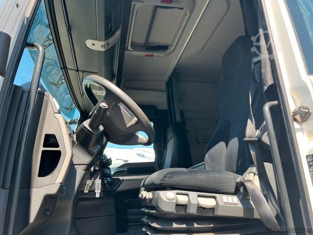 Standard tractor unit MAN TGX 18.480 * RETARDER * EURO 6 * NAVI* ACC