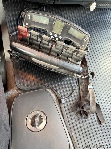 Dömper MAN TGA 35.430