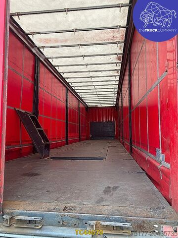 Sliding tarpaulins Krone COIL