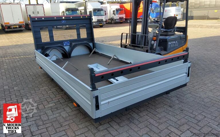 Flatbed Renault OPEN LAADBAK LENGTE 3.80 METER