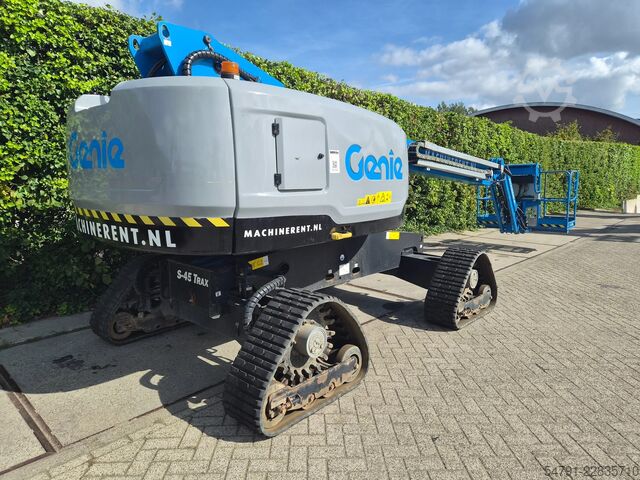 Teleskopisk platform Genie S-45XC TRAX