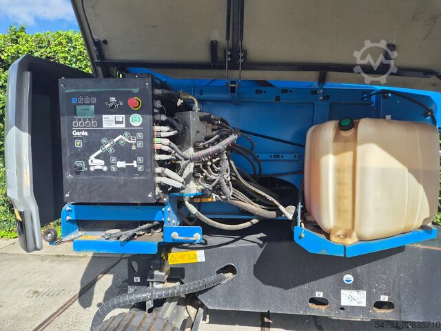 Teleskopisk platform Genie S-45XC TRAX